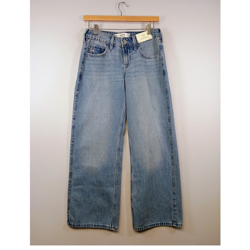 Coquette Aesthetic Hollister Women 25 Short Bow Embroidered Low Rise Baggy Jeans